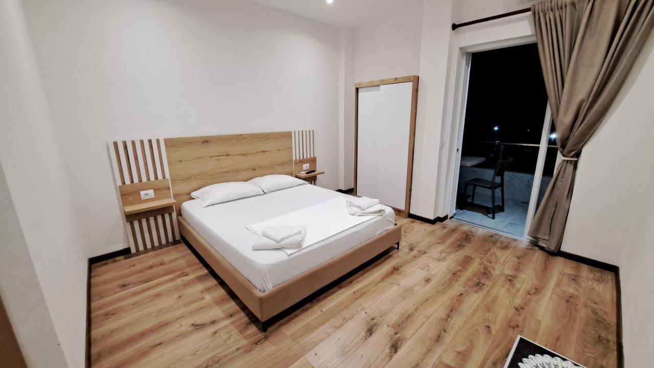 Apartaments Rraku Sarande Exterior photo